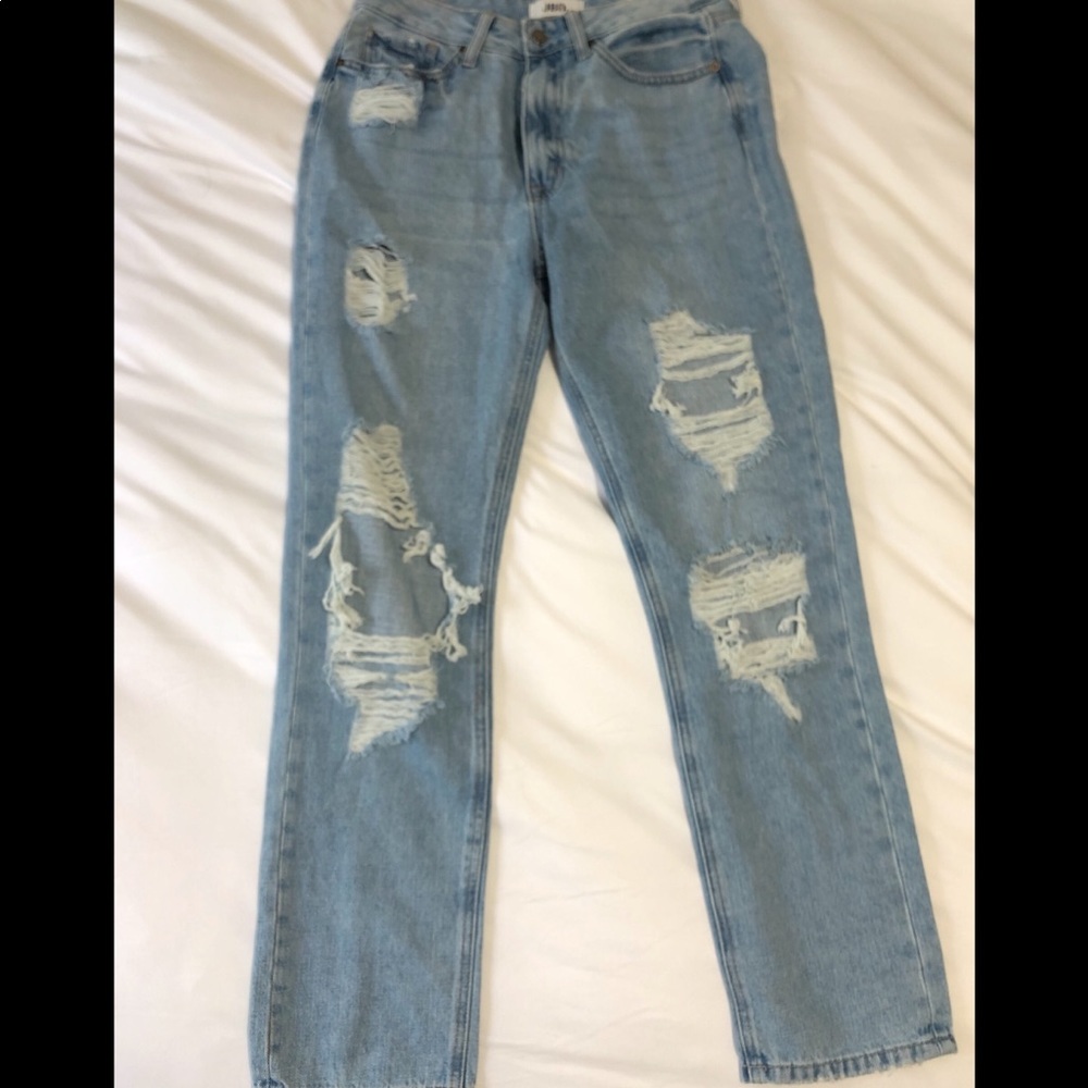 JBD distressed jeans